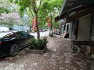 Nhà Mặt Hồ Hạ Đình kinh doanh ô tô tránh , 2 bên vỉa hè rộng , lô