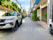 Trường Sa Phú Nhuận - Nhà 5 tầng vuông đẹp - Xe hơi né thoải mái -