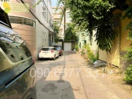 GIÁP PHAN ĐĂNG LƯU - 5 TẦNG VUÔNG ĐẸP - Ô TÔ VÀO NHÀ - CHỈ HƠN 10