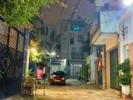 ‼️ Phú Nhuận - Gần công viên - Xe hơi vào nhà - 5 tầng vuông vức -