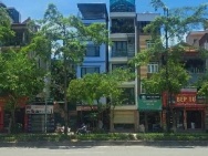 nhà mặt phố Ngô Gia Tự, 1 mặt ngõ ôtô, vỉa hè rộng, cách Nguyễn Văn