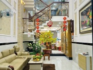 Nhà phố 5 tầng đẹp hẻm 331 Phan Huy Ích 68m2 gần Emart tặng nội
