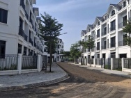 BIỆT THỰ 3 MẶT THOÁNG - SỔ ĐỎ 144M. MT 10M. 4 TẦNG TRƯỚC NHÀ Ô TÔ