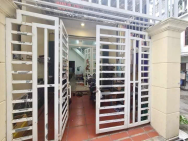 Nhà diện tích lớn sau căn mặt tiền Phạm Thế Hiển P1 Q8