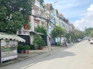 Bán Nhà MT đường 84 KDC Cao Lỗ P4 Q8