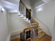 Nhà đẹp Lạc Long Quân, DT30m², 5 tầng, 3P. ngủ, ô chờ thang máy (11