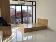 Cho Thuê Phòng đẹp Full đồ ban công Rẻ Giá 5tr6 Tại 82 Yên Lãng,