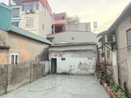 Chính chủ bán gấp đất vàng ngõ 210 Hoàng Quốc Việt giá chỉ bằng 1