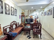 Bán nhà Hoàng Liệt, Hoàng Mai, phân lô, ô tô đỗ cổng, 40m2, 9.6