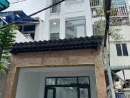 Nhà 3 tầng mới nở hậu cách chỗ xe hơi quay đầu 10m hẻm 137 Âu Dương