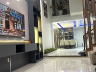 Bán nhà 3 tầng Full nội thất- đường Vũ Quỳnh - SÁT BIỂN