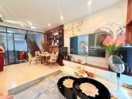 CHÍNH CHỦ BÁN NHANH NHÀ CẦU GIẤY, SÁT PHỐ, Ô TÔ 7 CHỖ QUA NHÀ 54m,