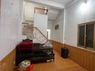 Cho thuê nhà 3 tầng giá cực rẻ tại ngõ 11 Nguyễn An Ninh