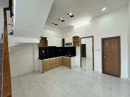 Bán nhà 2 tầng kiệt Ô TÔ vào đến nhà K82 Nguyễn Lương Bằng