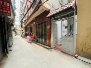 NHÀ MỚI KÍNH KOOONG- FULL NỘI THẤT  VỀ Ở ĐÓN TẾT NGAY-TRUNG TÂM CẦU