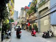 Chính chủ bán- Mặt phố Yên Lạc, quận Hai Bà Trưng, Nhà đẹp 34m2,