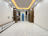 Bán nhà Giải Phóng, Hoàng Mai, Ô tô, Kinh doanh, Thang máy, 30m2,