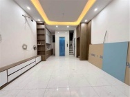 NHÀ RA Ô TÔ TRÁNH – 30M RA MẶT PHỐ GIẢI PHÓNG – 5 TẦNG THANG MÁY