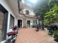 SỞ HỮU NHÀ ĐẸP MẶT PHỐ - GIÁ TỐT - Vị Trí Đắc Địa Tại TRUNG TÂM