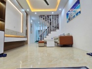 Bán nhà Kim Giang, Hoàng Mai, Phân lô, Ô tô, 2 thoáng, 36m2, 8.95