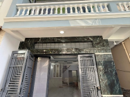 Nhà 2 tầng nở hậu hẻm 3,5m đường Âu Dương Lân P. Chánh Hưng. Giá