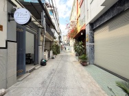 ‼️ Nguyễn Đình Chính P.15 Phú Nhuận – Hẻm ô tô thẳng 1 trục – vài