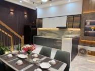 Bán nhà mới 3 tầng HXH Bùi Quang Là 70m2(5.4*13m) Sát chợ Phạm Văn