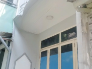 Nhà 2 tầng nở hậu hẻm thẳng Cao Lỗ P.Chánh Hưng. Giá 3,48 tỷ bớt lộc