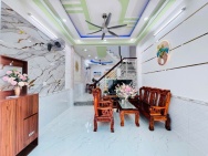 Bán nhà lô góc hai mặt tiền HXH Nguyễn Duy Cung ngang 4m gần Emart