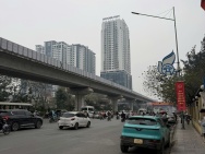 BÁN NHÀ 6 TẦNG - Kinh doanh tốt - 2 mặt phố - Ô tô tránh - Có thang