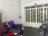 Bán nhà Cấp 4, nở hậu DT lớn 182m2 hẻm thông đường Chánh Hưng