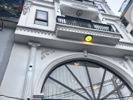 Nhà đẹp - Lô góc Nguyễn Văn Linh - Cực đỉnh - Ô tô tránh - 6 tầng