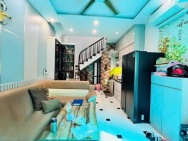 NHÀ ĐẸP  NGUYỄN KHANG - LÔ GÓC SÁNG  THOÁNG.