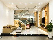 Gia đình cần cho thuê căn nhà tuyệt đẹp tại khu đô thị VIP gần biển