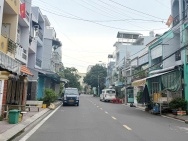 Nhà cấp 4 MT đường nhựa 12m P4Q8 cũ (P. Chánh Hưng). Giá 7,5 tỷ bớt