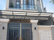 NHÀ HXH THÔNG 70M² - NGANG 4,5M - BTCT ĐẸP - GẦN CHỢ TÂN BÌNH -