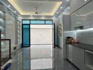 Nhà 3 tầng Lê Thanh Nghị 45m2 hướng Nam giá 2.x tỷ