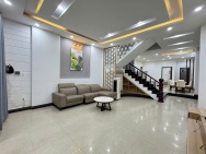 NHÀ ĐẸP 2 TẦNG 2 MÊ MẶT TIÊN ĐƯỜNG NGUYỄN KHANG