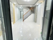 Nhà 2 tầng nở hậu hẻm 125 Nguyễn Thị Tần P.Chánh Hưng (P1Q8). Giá