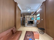 Nhà 2 tầng kiệt Trần Cao Vân, có chổ đậu Ô TÔ thoải mái chỉ vài