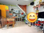 Nhà 2 tầng nở hậu hẻm thông Phạm Thế Hiển P4Q8 cũ (P.Chánh Hưng).