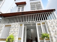 Nhà ngang khủng cách MT Phạm Thế Hiển 50m P4Q8 P.Chánh Hưng