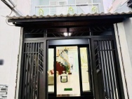 Nhà mới hoàn thiện hẻm 184 Âu Dương Lân (P3Q8 cũ) P. Chánh Hưng.
