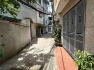 Bán nhà Thạch Bàn 6 tỷ 34m ô tô gần nhà,ngõ nông