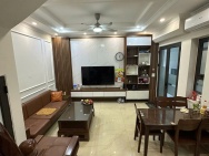 Bán nhà đẹp Nguyễn Sơn- Phân Lô- 30m 5 tầng full NT- 7,9 tỷ(TL)