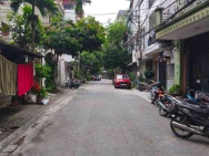 Khu phân lô 918 Phúc Đồng 10 tỷ 40m ô tô vỉa hè đổ cửa