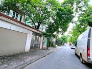 BÁN BIỆT THỰ KĐT SÀI ĐỒNG 213M2- 4 TẦNG THÔ- SÁT CÔNG VIÊN HỒ- 63 TỶ