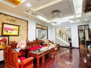 bán nhà mặt phố Lê đại hành - 4 tầng và giá 10,x tỷ, còn mới kinh