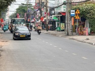 Bán nhà sát Chợ Thạch Đà tặng NT 3 tầng Hẻm 111 Phạm Văn Chiêu