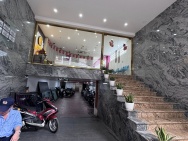 Bán tòa văn phòng phố Tân Mai, 180m2, 8 tầng thang máy, mặt tiền